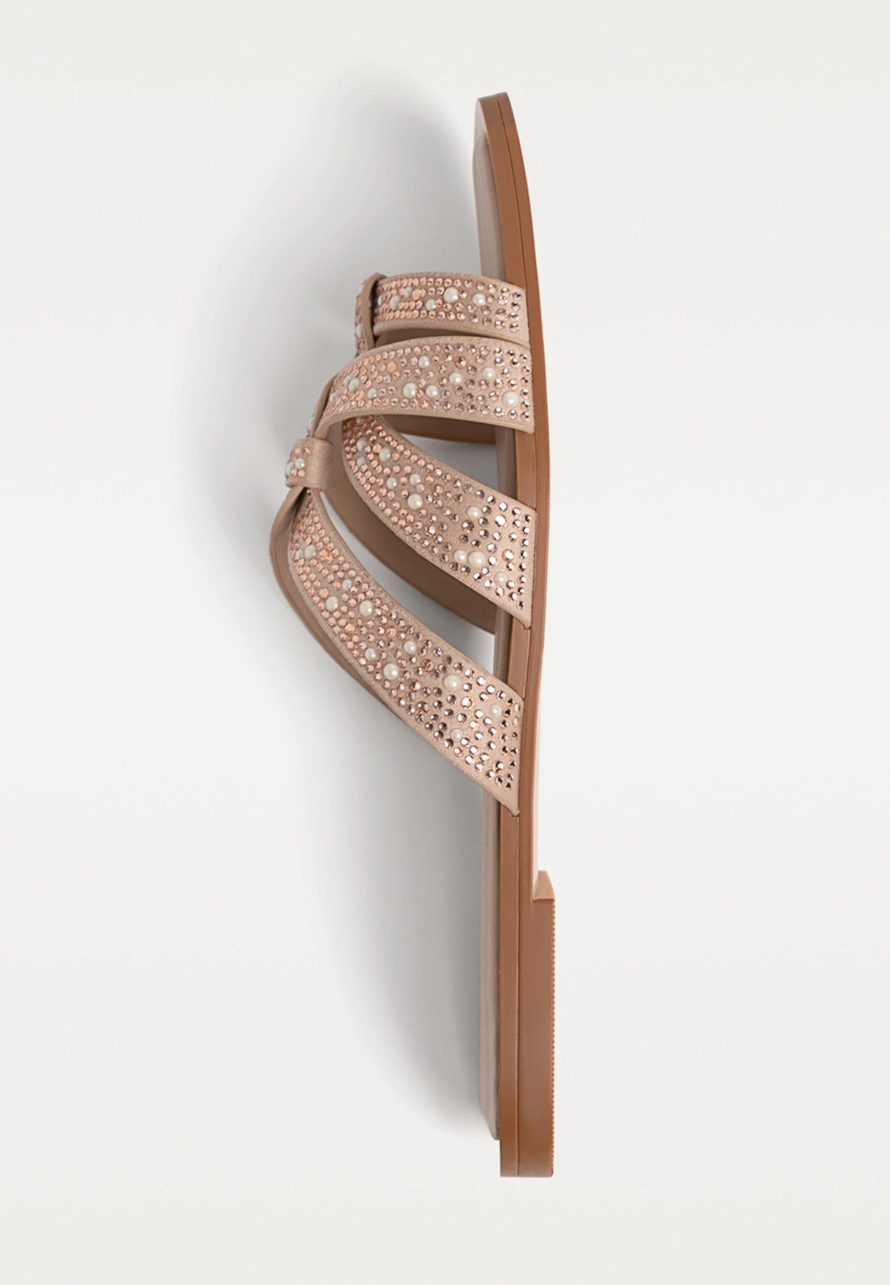 Сандалии с отделкой стразами