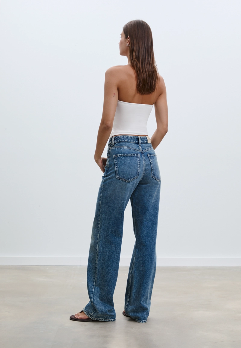 Джинсы прямого кроя