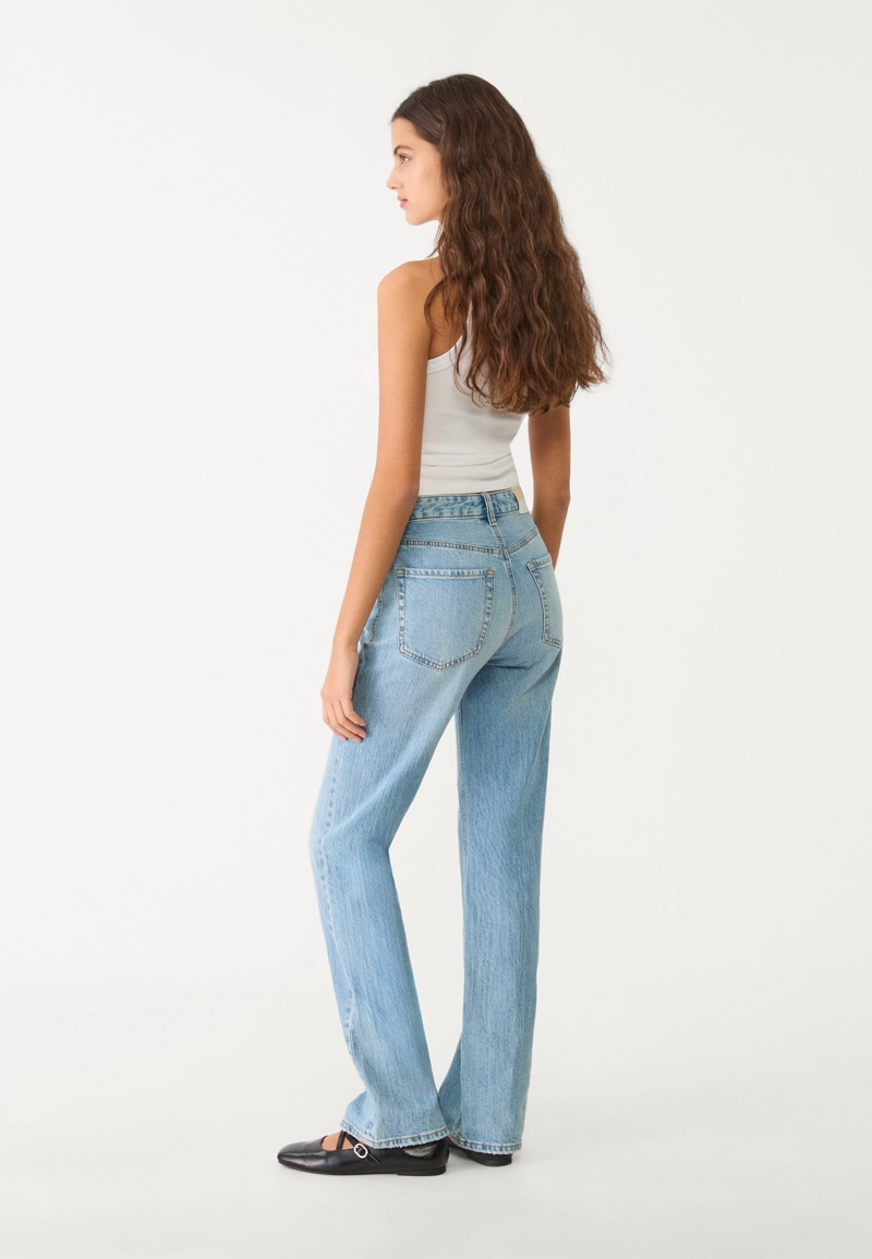 Джинсы D98 прямого кроя в винтажном стиле