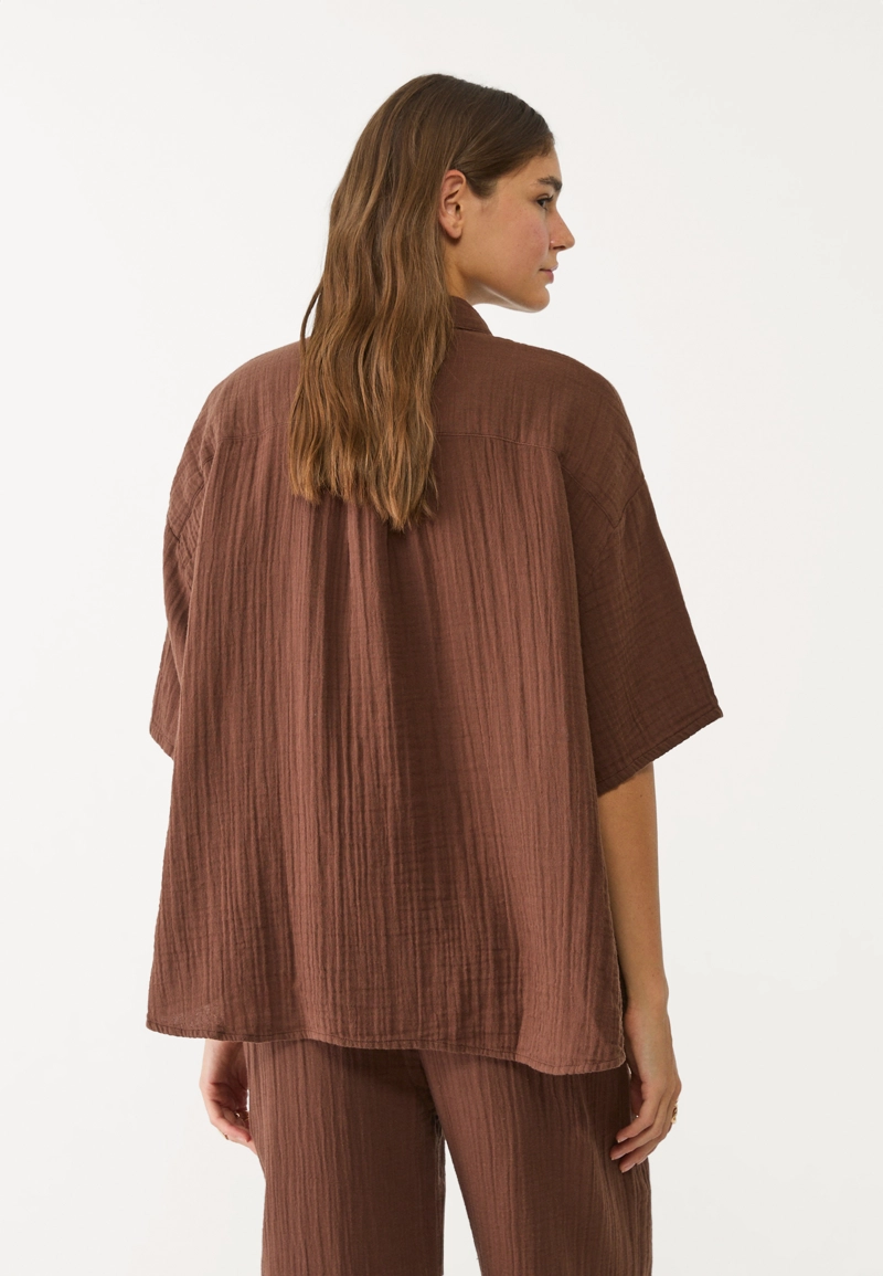 Рубашка из струящегося хлопка