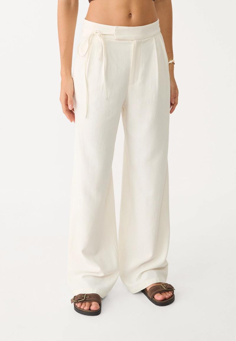 Струящиеся брюки из смесового льна с завязками