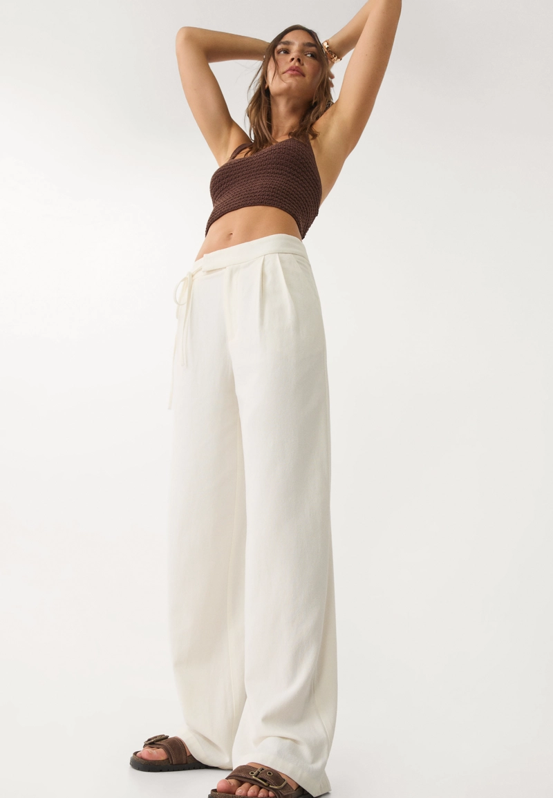 Струящиеся брюки из смесового льна с завязками