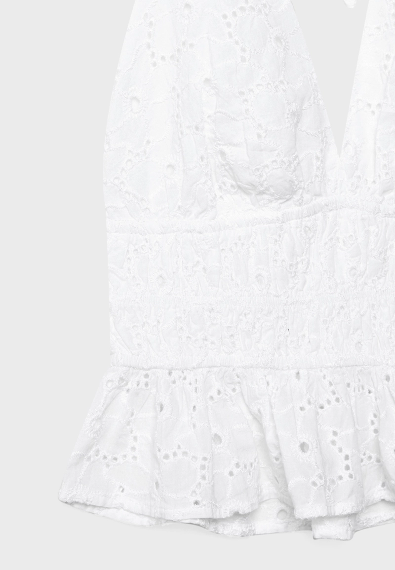 Топ с вышивкой и горловиной халтер