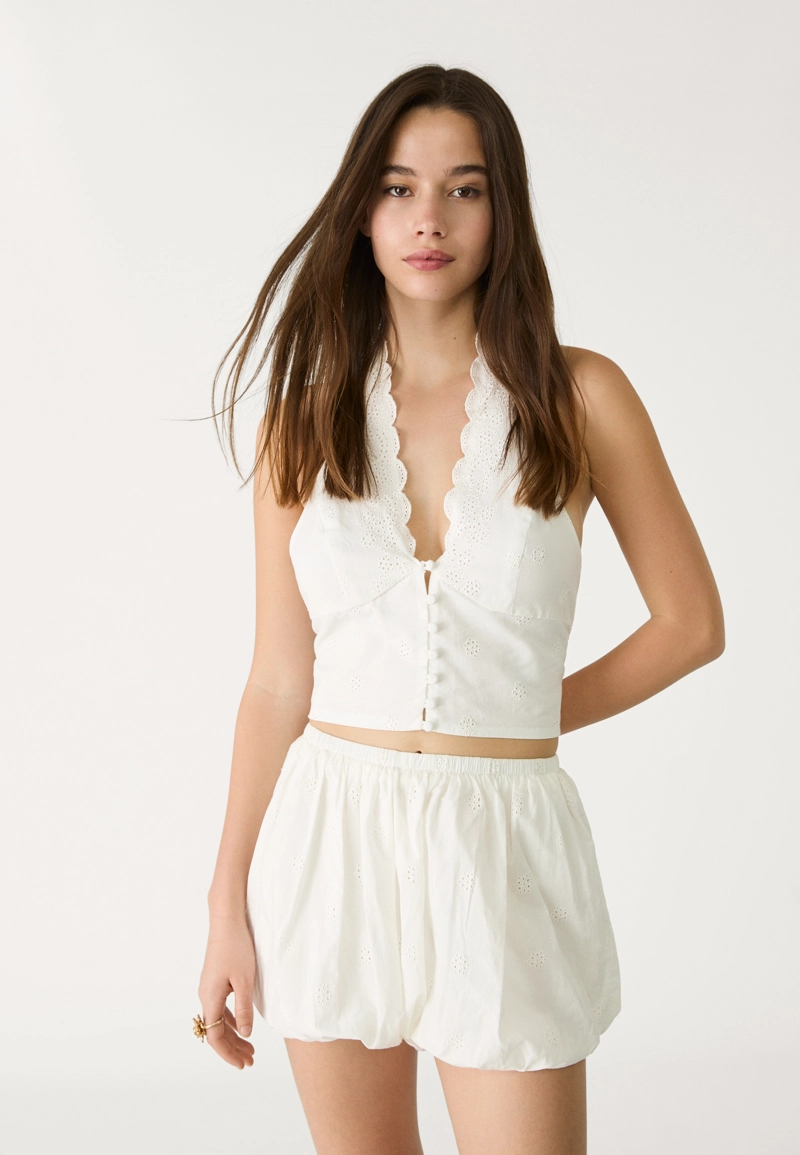 Шорты-бананы с вышивкой