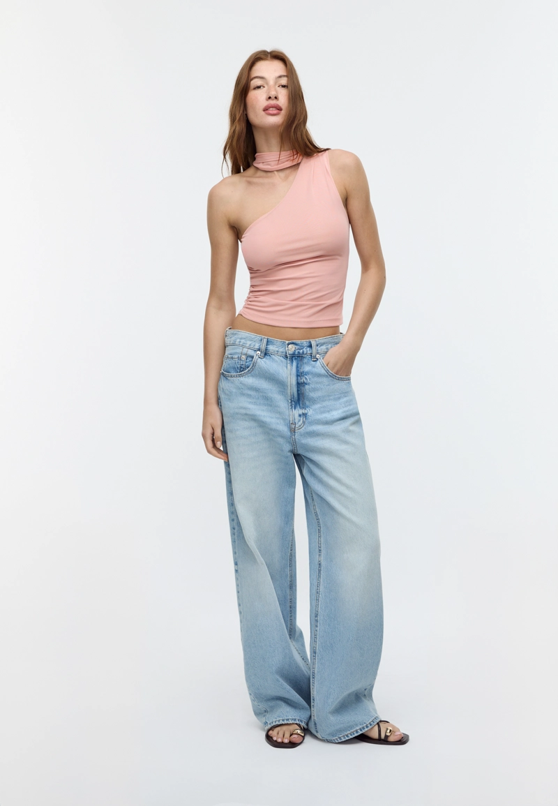 Топ из полупрозрачной ткани асимметричного кроя с шарфом