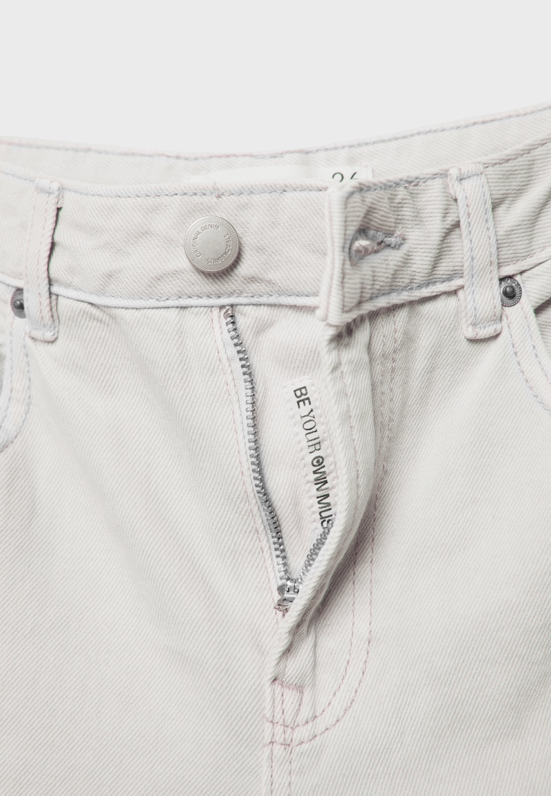 Джинсы прямого кроя