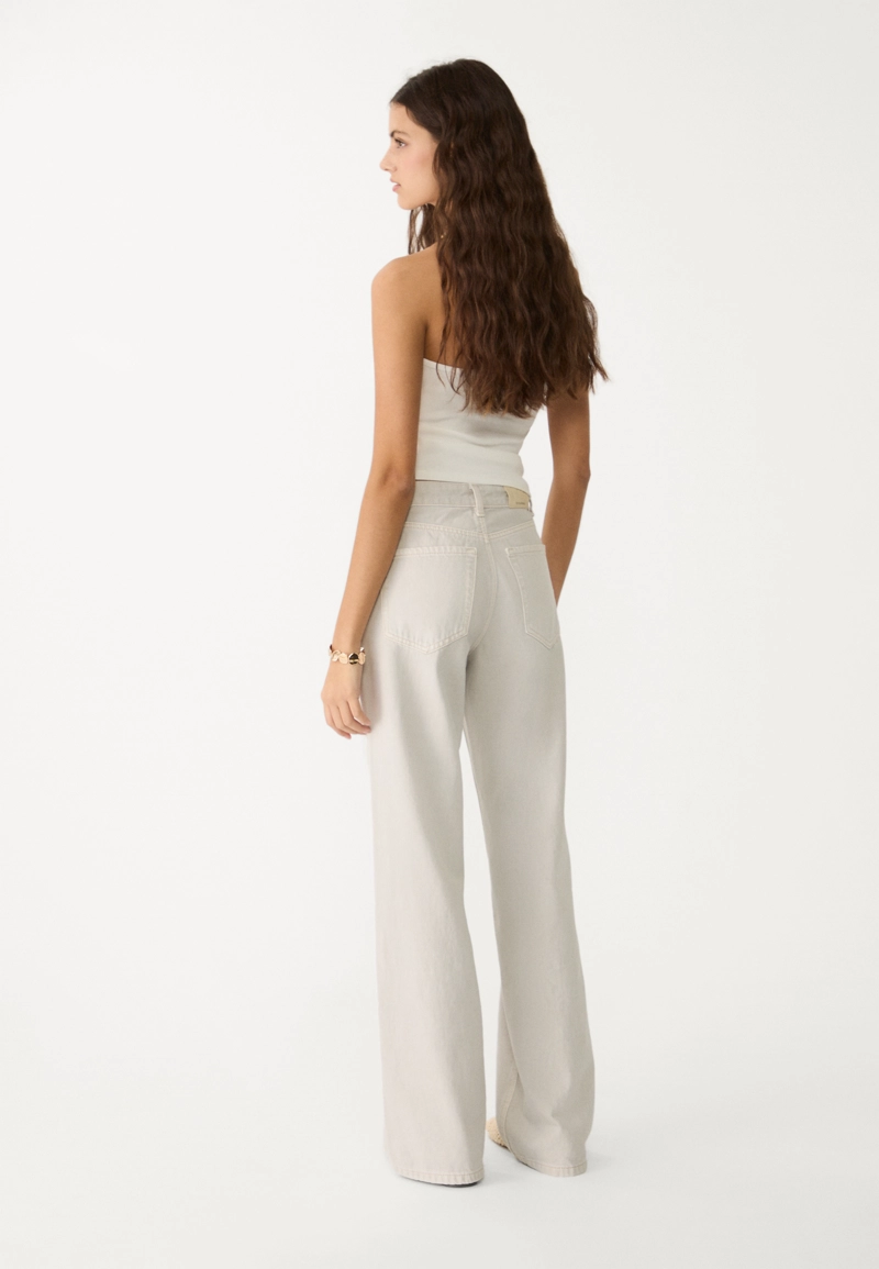 Джинсы прямого кроя