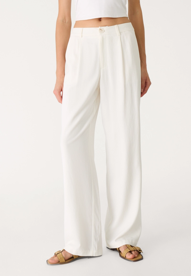 Брюки прямого кроя из смесового льна