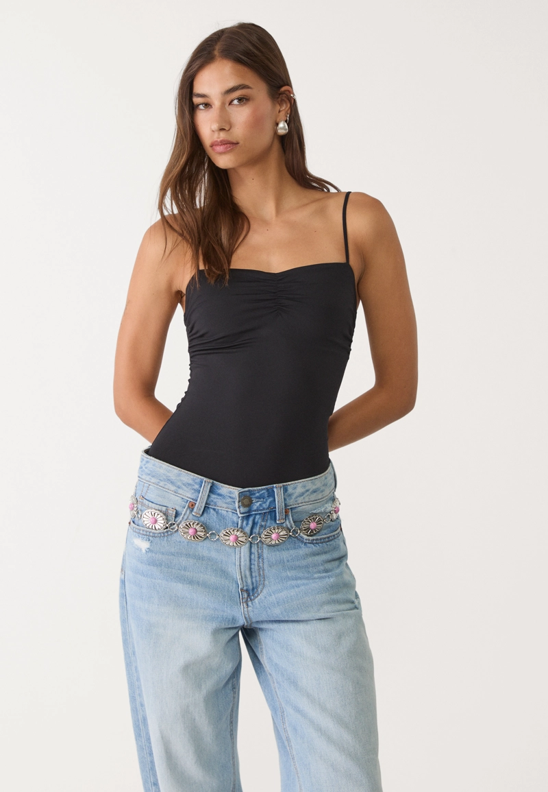 Боди с бретелями и сборками