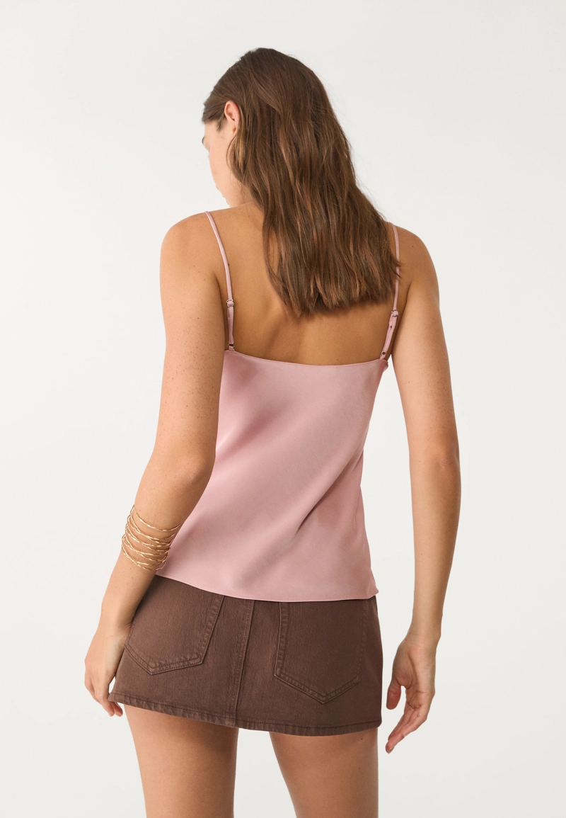 Топ из сатинированной ткани с кружевом