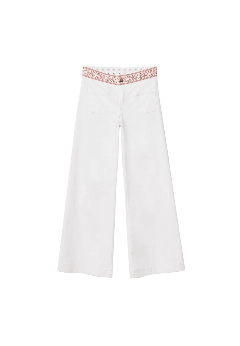 Минималистские джинсы с вышивкой