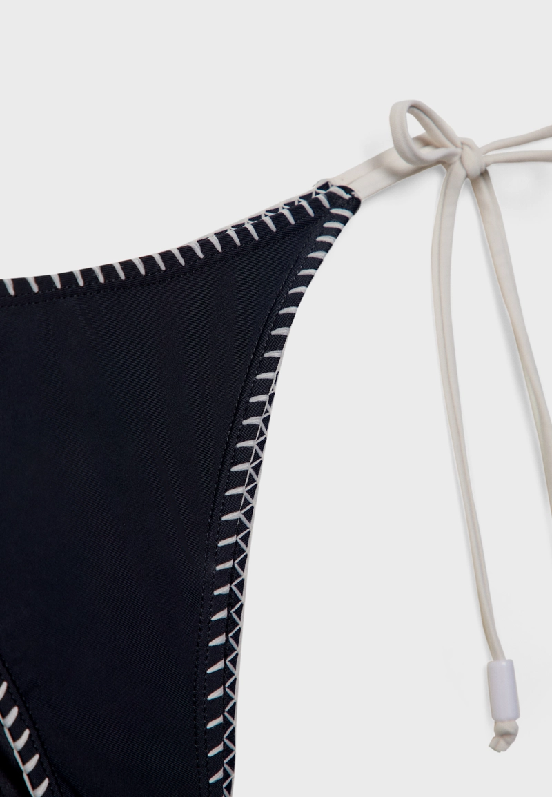 Плавки бикини с вышивкой “Трусы танга”