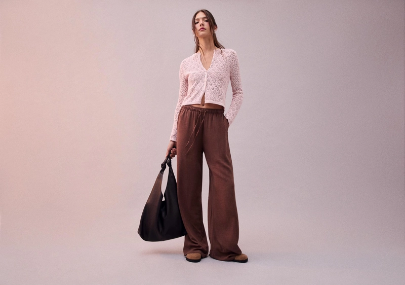 Брюки свободного кроя из смесового льна