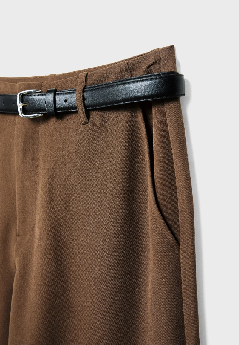 Брюки прямого кроя из струящейся ткани с поясом