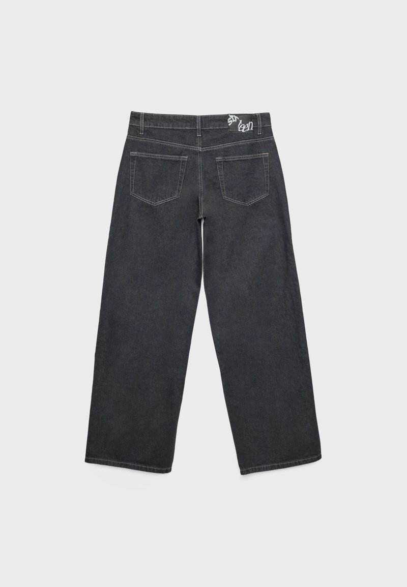 Джинсы свободного кроя