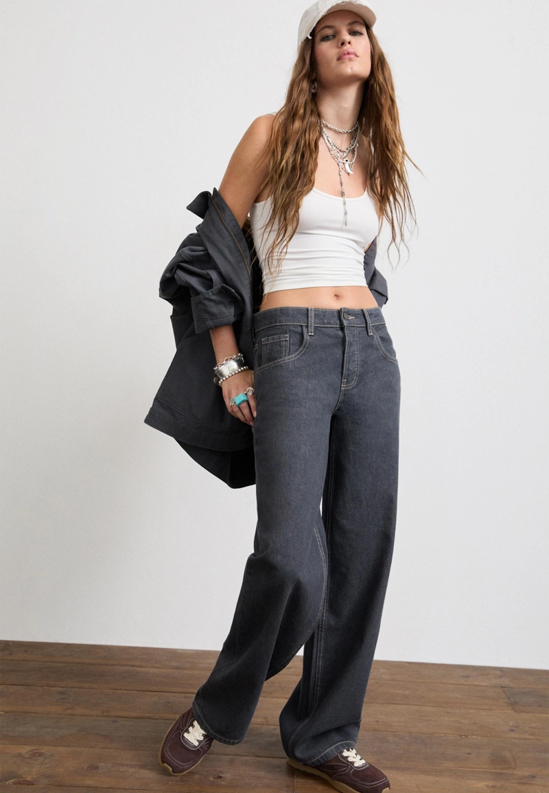 Джинсы свободного кроя