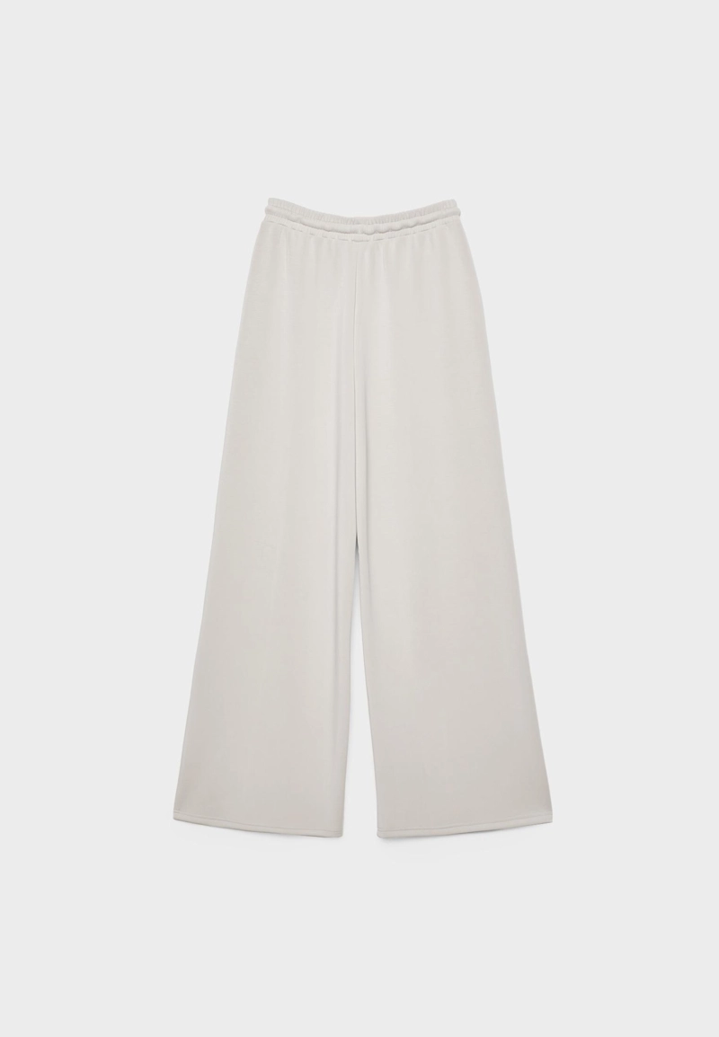 Брюки-палаццо из мягкой ткани