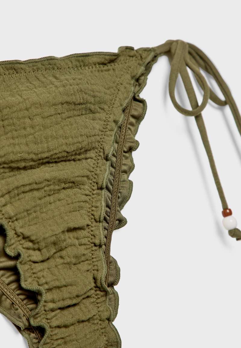 Трусы бразильяно из рельефной ткани