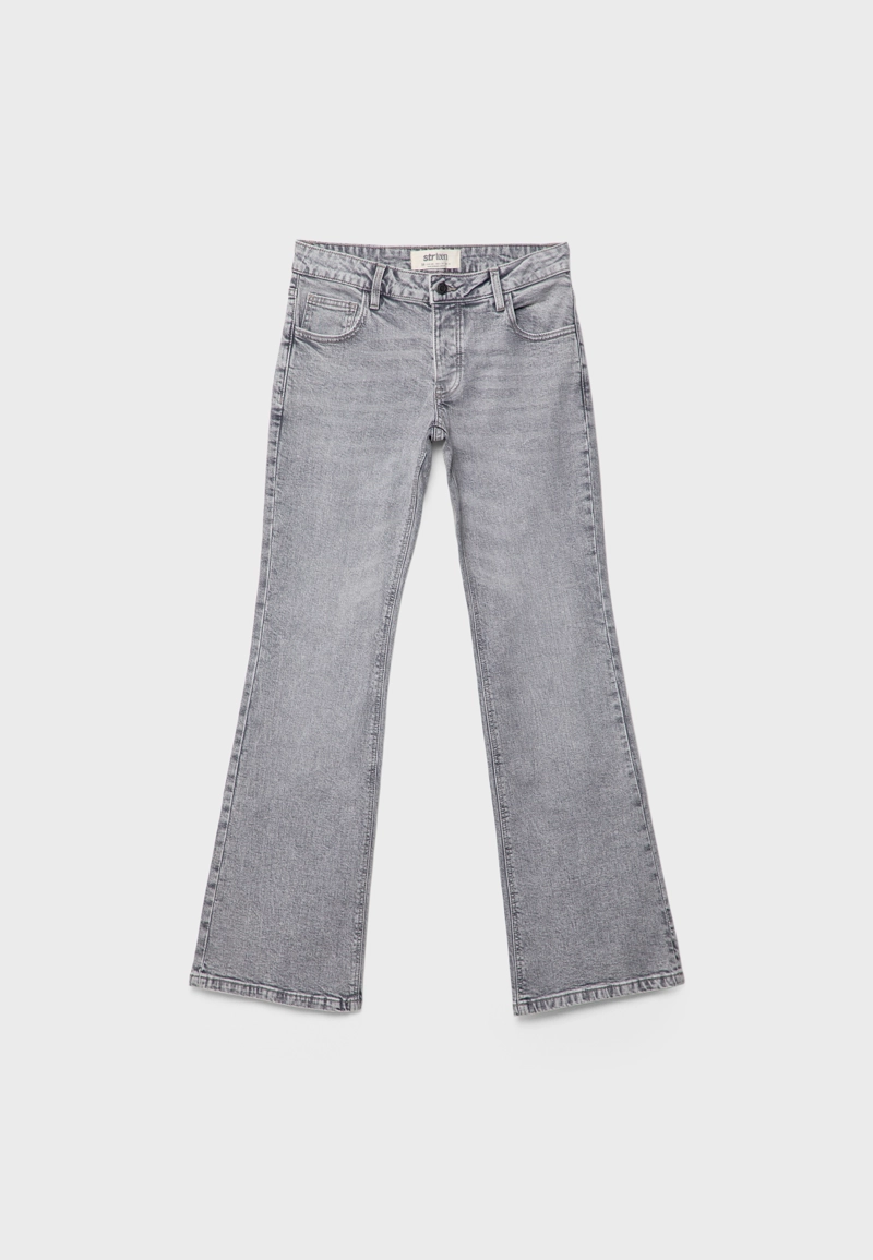 Расклешенные джинсы с низкой посадкой