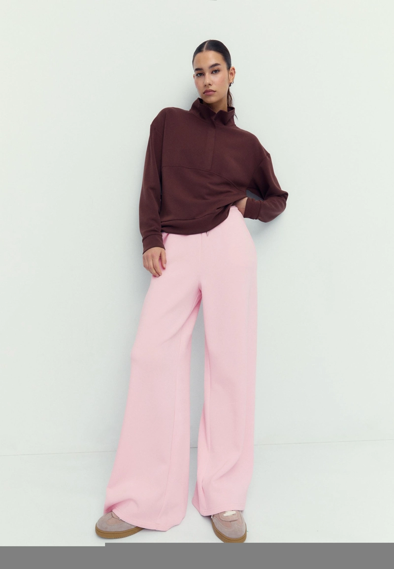 Брюки-палаццо из мягкой ткани