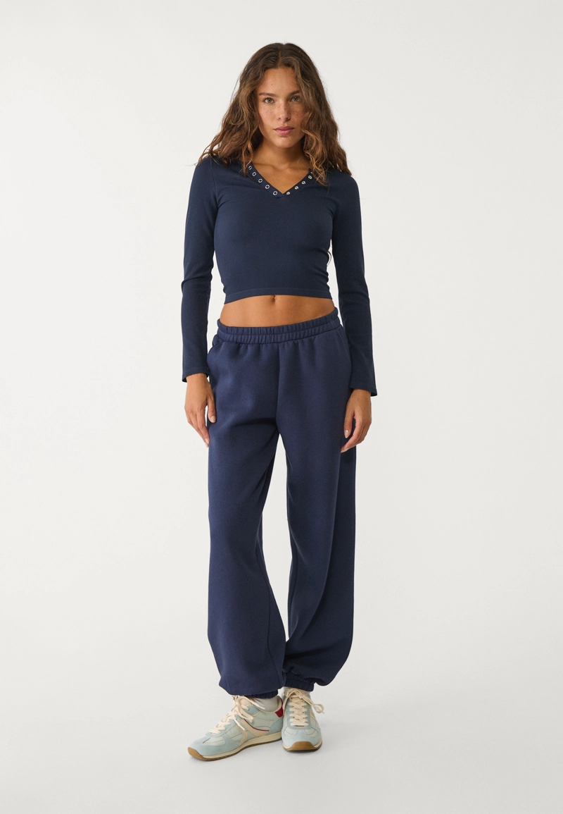 Бесшовная футболка с кнопками