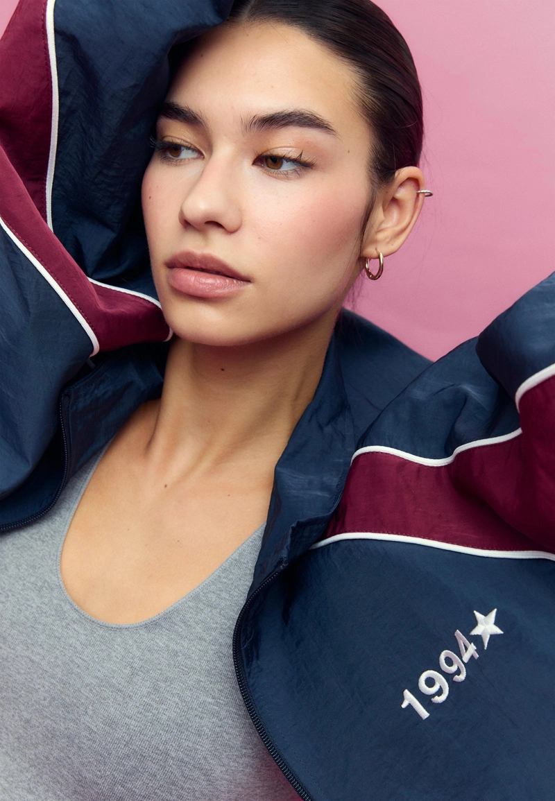 Базовый бесшовный укороченный топ