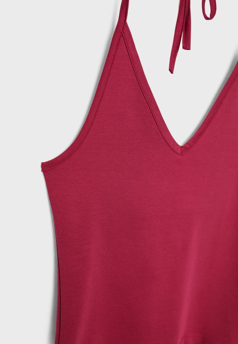 Топ с горловиной-халтер и завязками