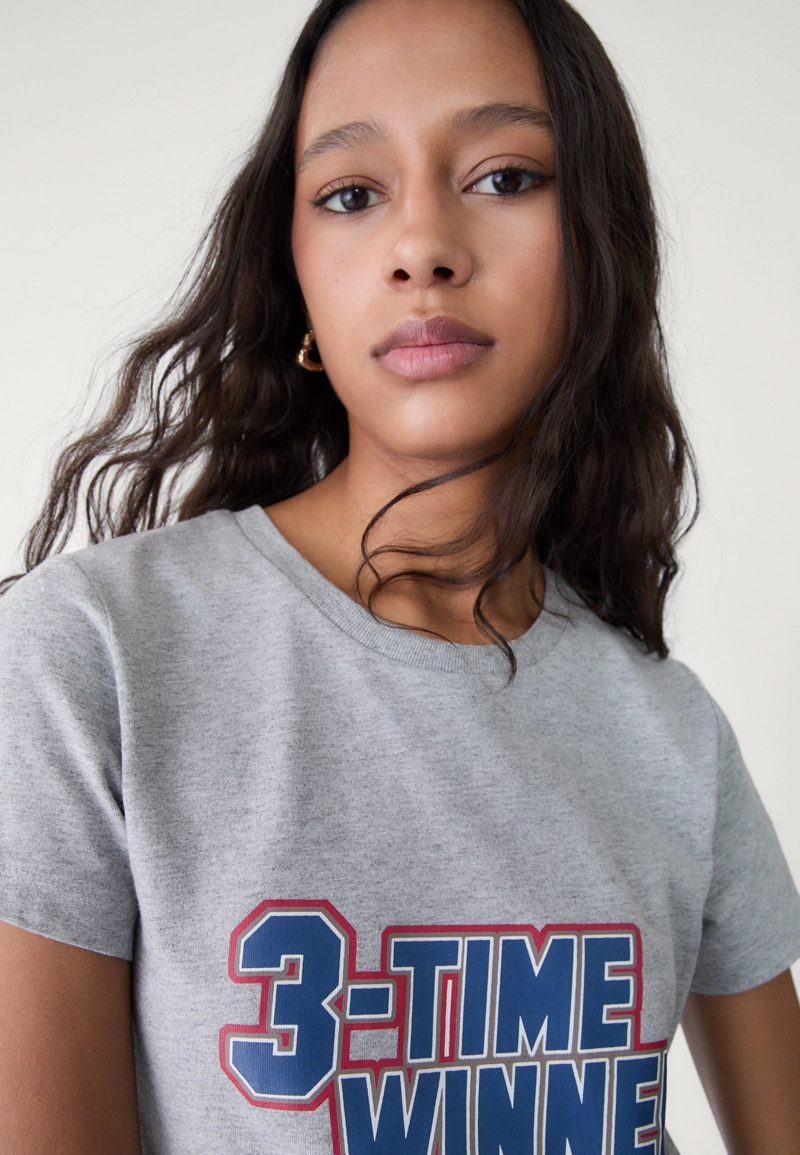 Футболка с принтом