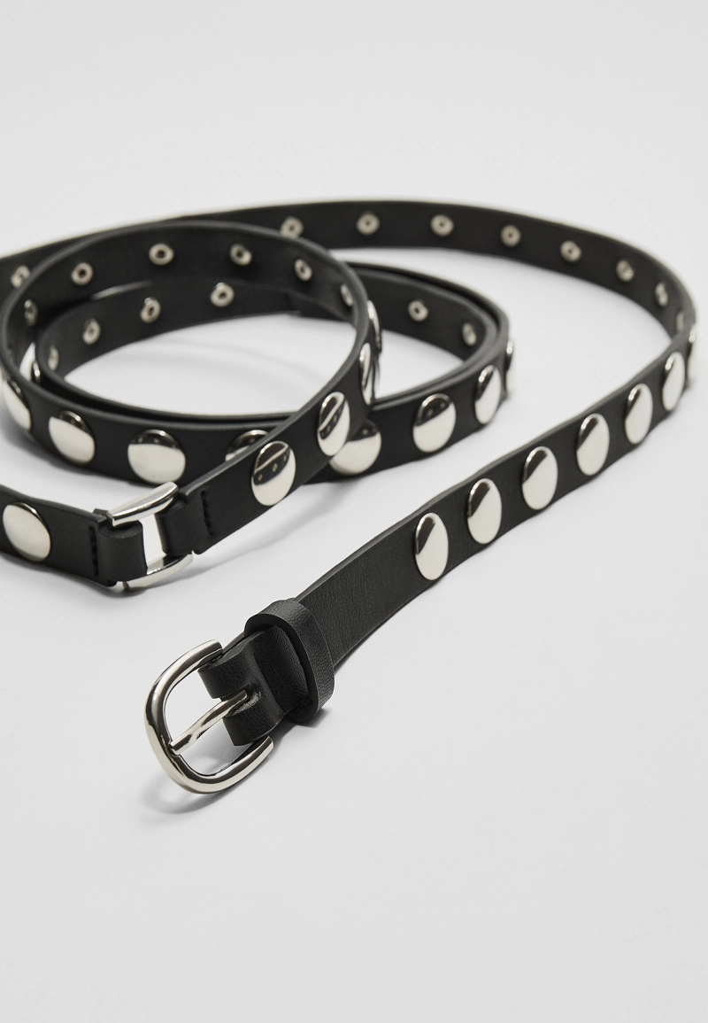 Ремень с заклепками