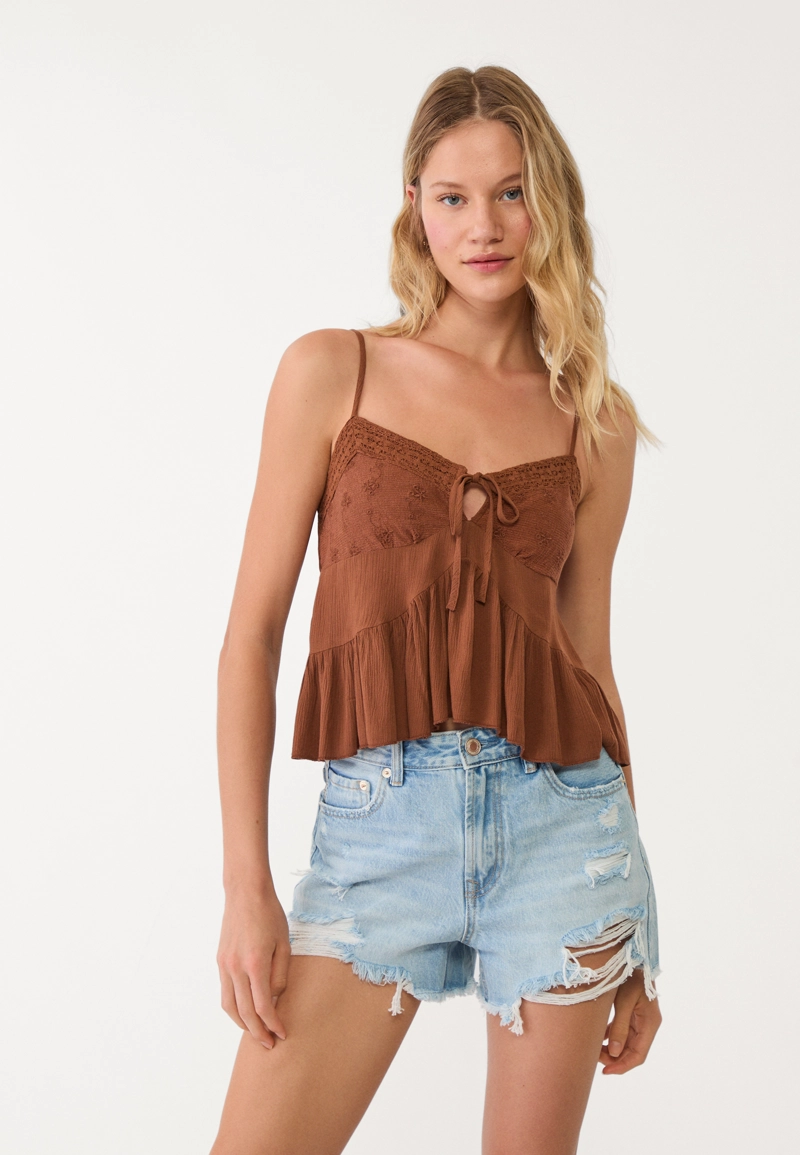 Джинсовые шорты с разрезами D75