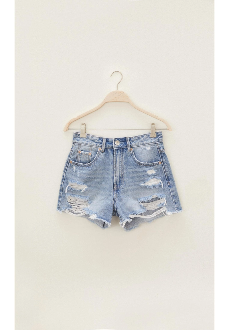 Джинсовые шорты с разрезами D75