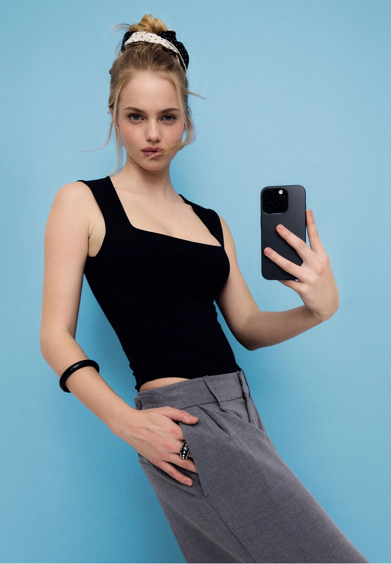 Боди с квадратным вырезом