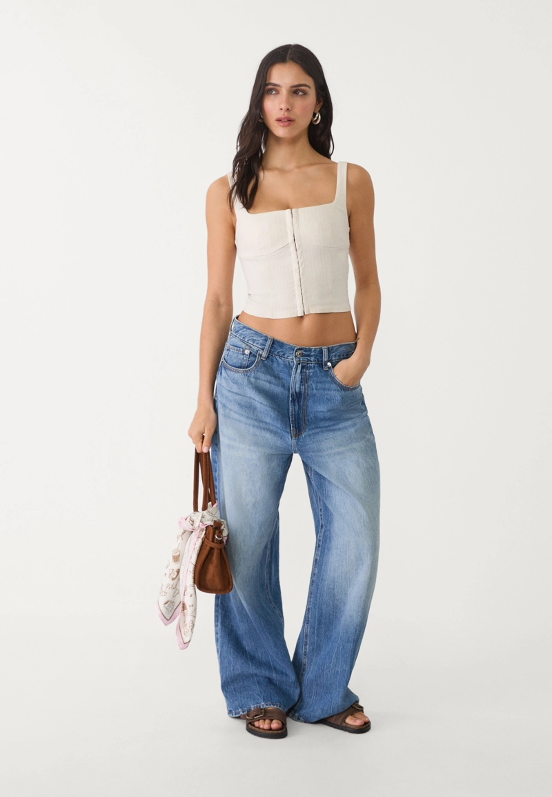 Топ корсетного кроя на бретелях