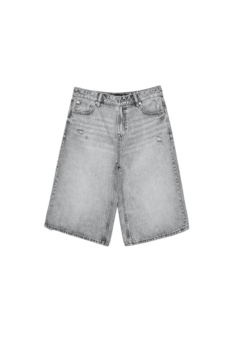 Джинсовые шорты