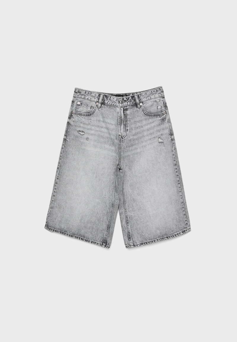 Джинсовые шорты