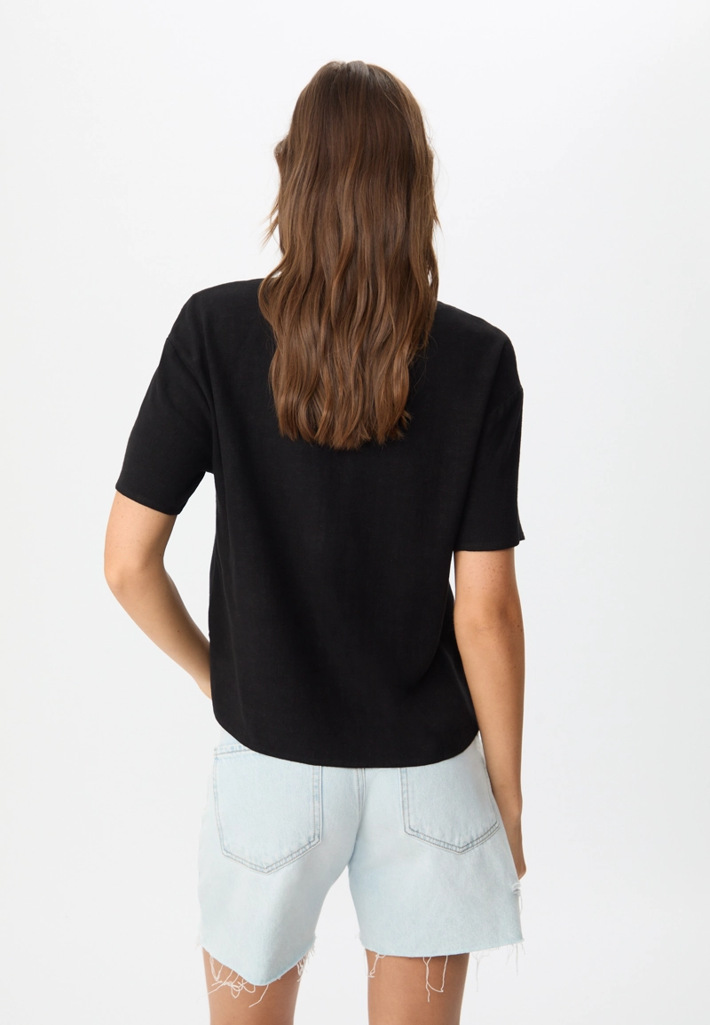 Рубашка из смесового льна с короткими рукавами