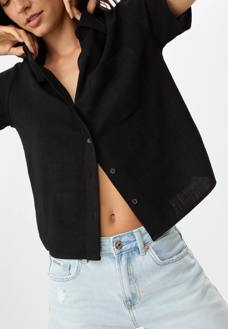 Рубашка из смесового льна с короткими рукавами