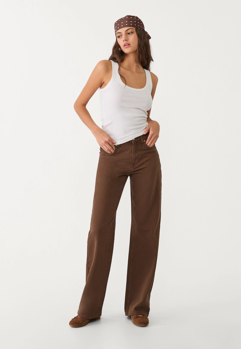 Базовый топ на бретелях