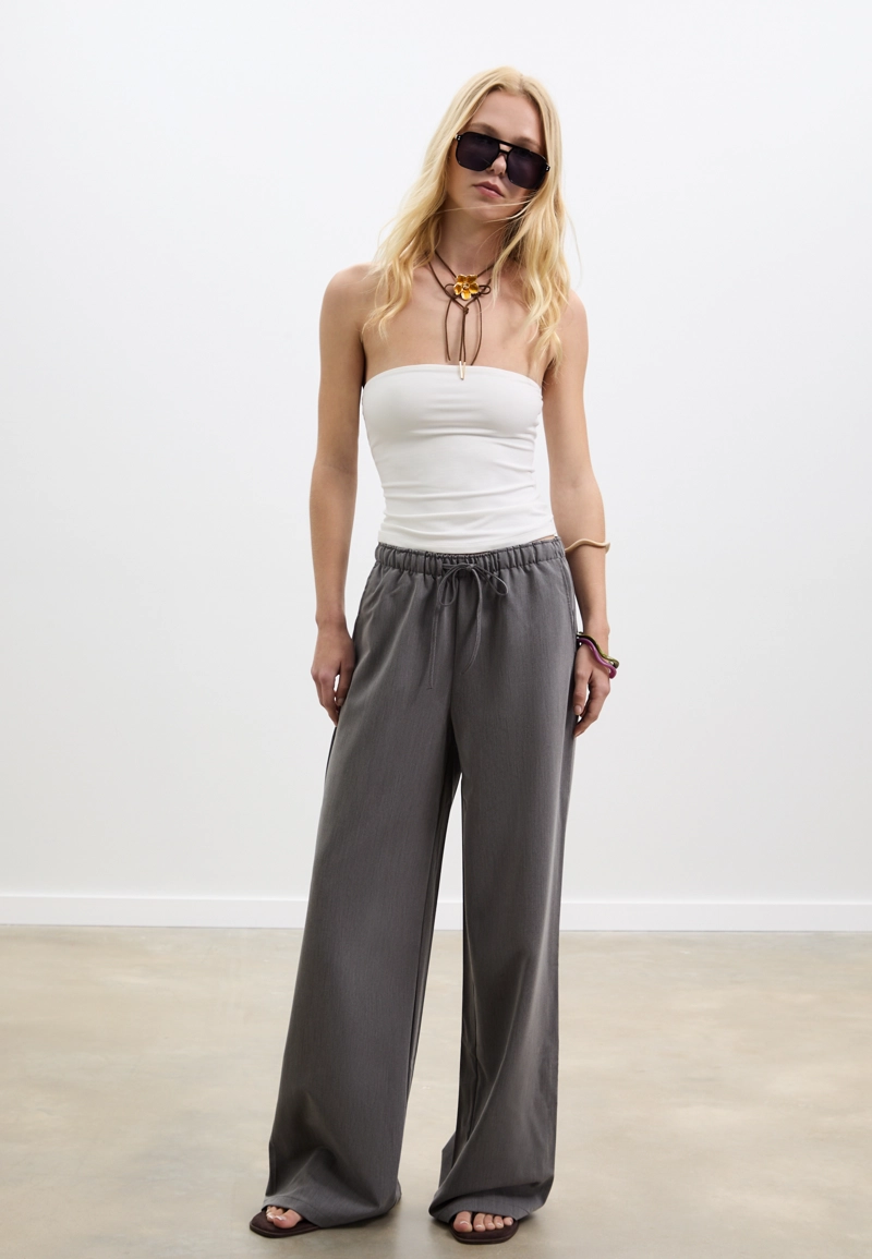 Длинные струящиеся нарядные брюки