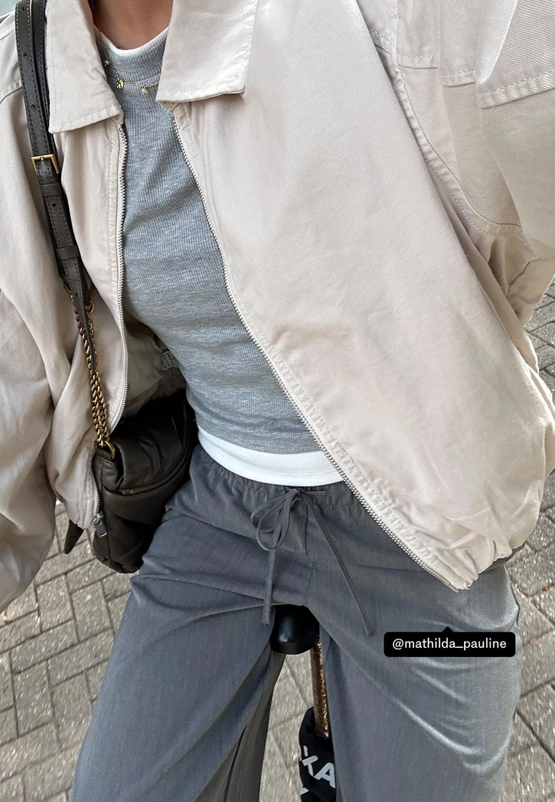 Длинные струящиеся нарядные брюки