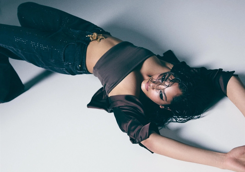 Блузка из атласа приталенная l02002554