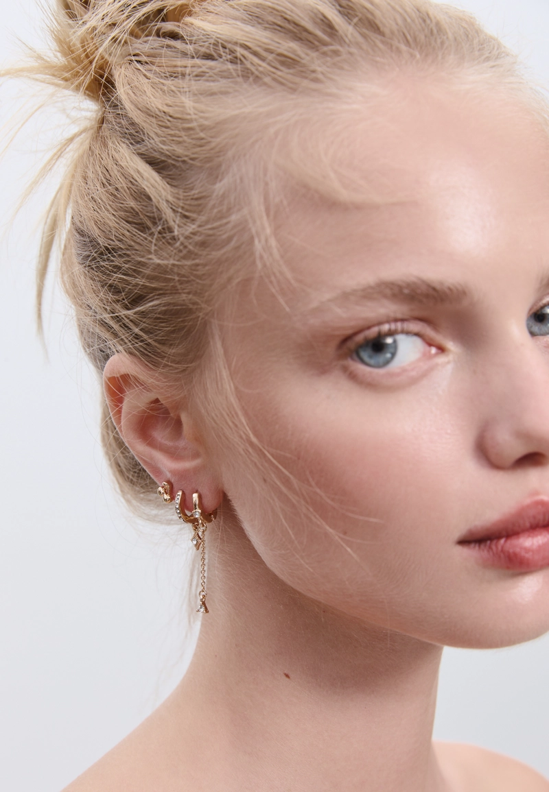 Набор из 9 серег с вишнями и блестящей отделкой