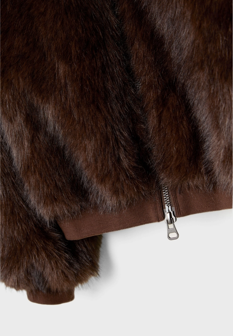 Куртка из искусственного меха
