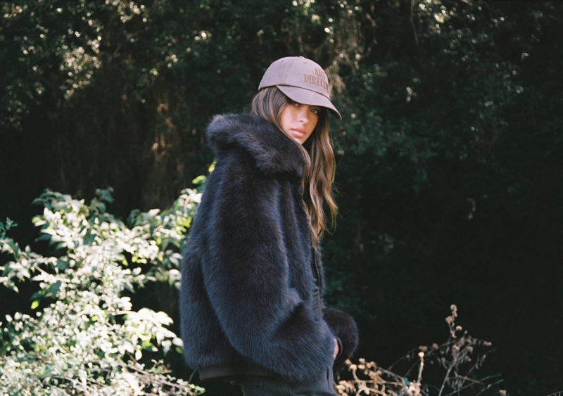 Куртка из искусственного меха