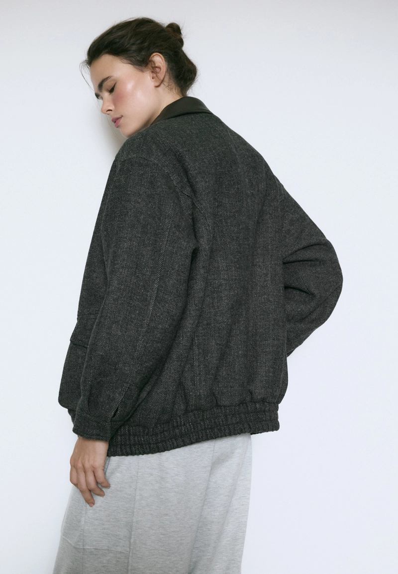 Куртка с карманами «елочка»