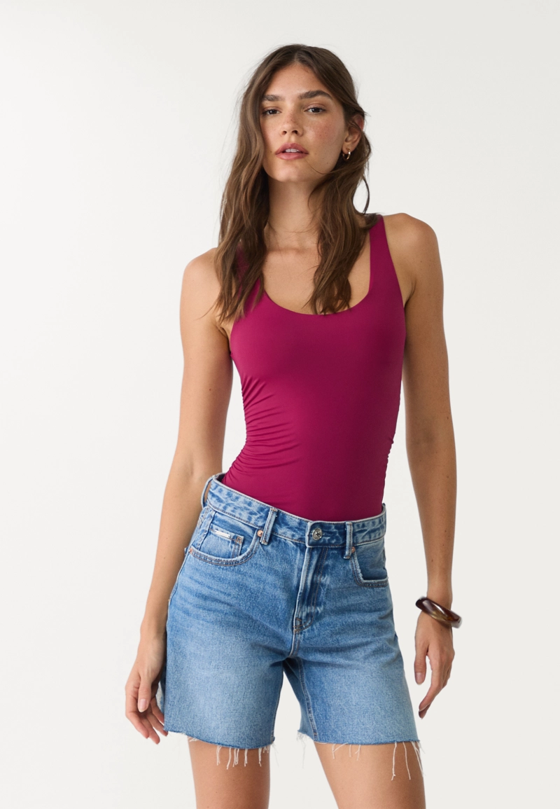 Боди из полиамида со сборками