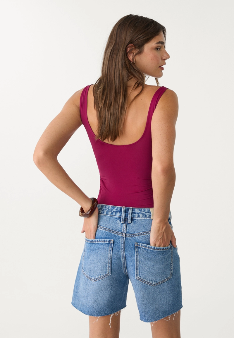 Боди из полиамида со сборками