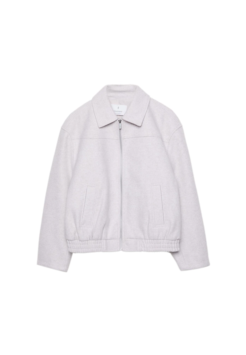 Куртка-бомбер из мягкой ткани