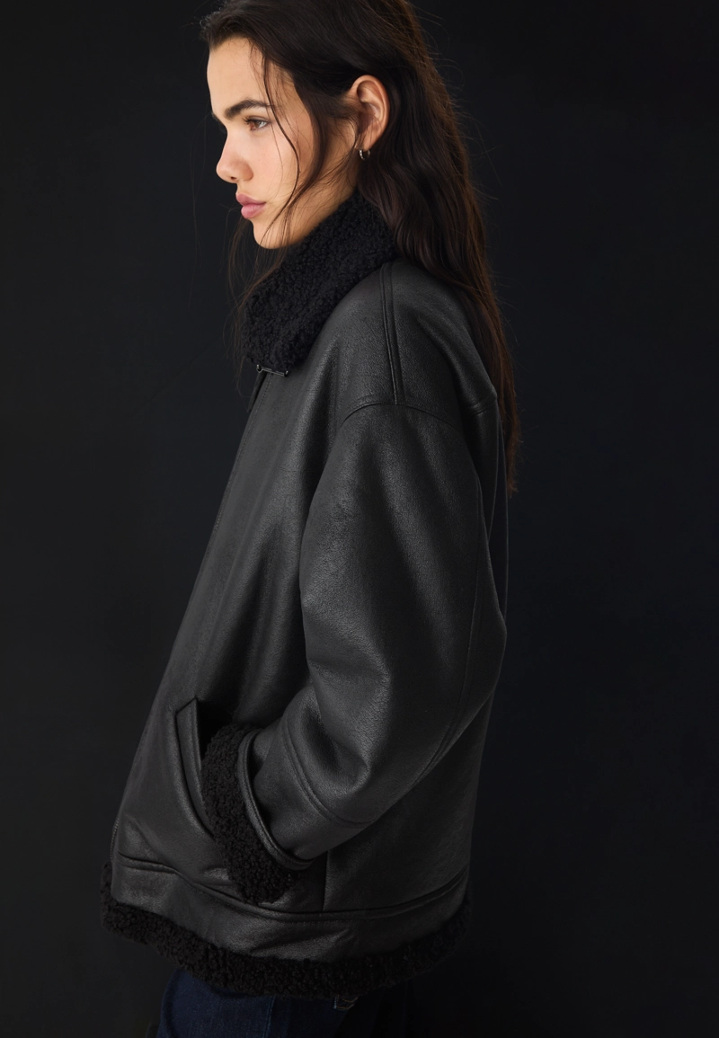 Двусторонняя куртка с пряжками