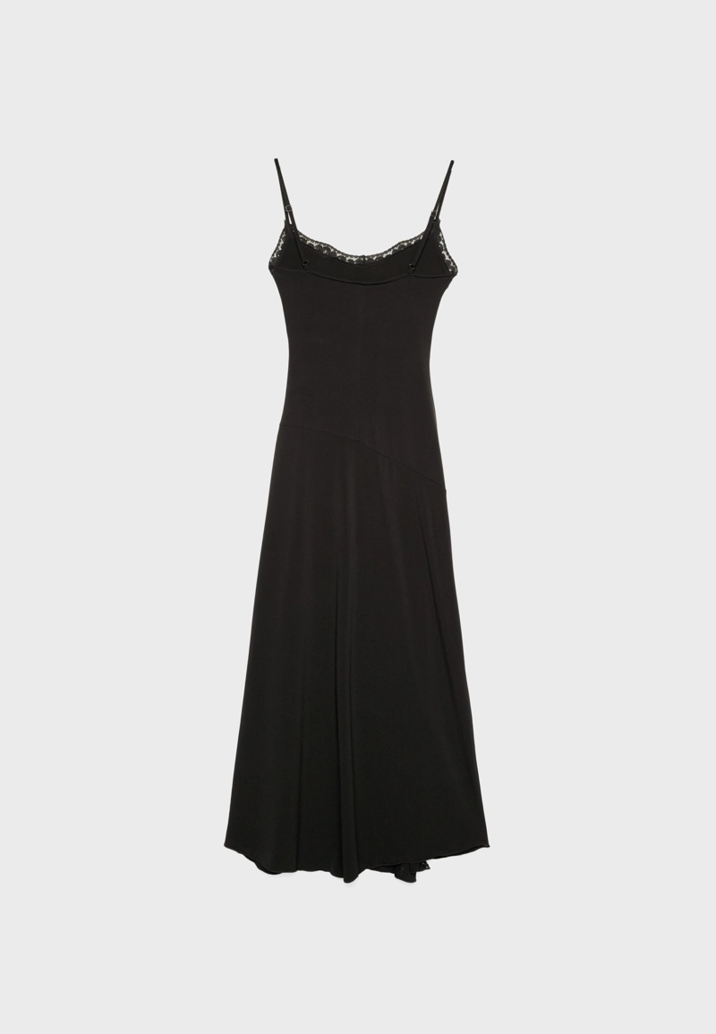 Длинное кружевное платье